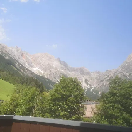 Sweet Panorama Apartment Hinterthal